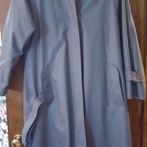 London Fog Vintage Rain Coat Size 8